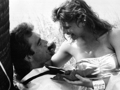 Huey_Lewis_&_The_News_BEFORE_Film_by_Les_Blank_Flower_Films_sm